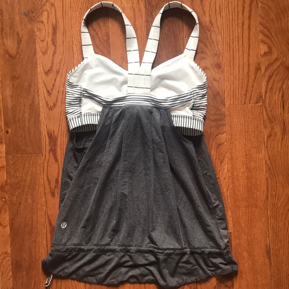 Lululemon workout top - Picture 2 of 3